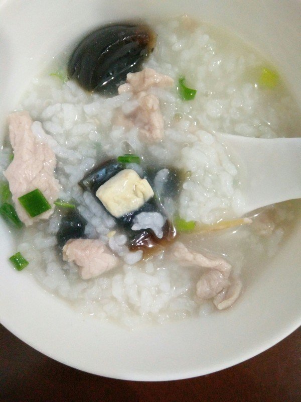皮蛋瘦肉粥