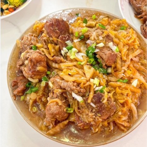 猪肉烩酸菜